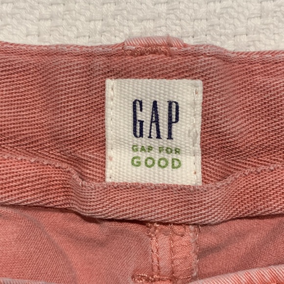 Gap Girlfriend Bermuda Shorts, Color Salmon, Size 14 - Picture 3 of 4